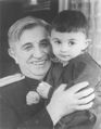 С сыном (1952).jpg