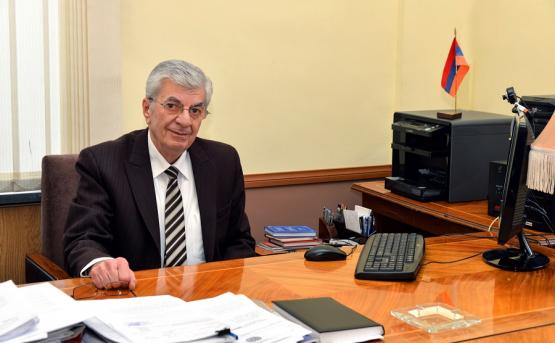 Файл:Матевосян Грант.jpg