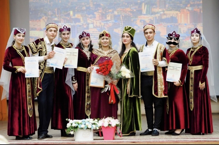 Файл:Вокальный ансамбль «Ширак» (Челябинск) 20.06.2021 - 1.jpg