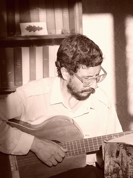 Файл:Юрий Анастасьян Поэт.jpg