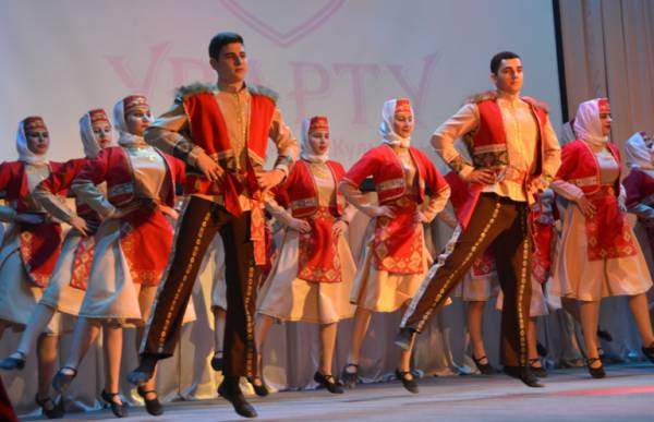 Файл:Центр популяризации и сохранения армянской культуры «Урарту» (09.12.2017) 3.jpg