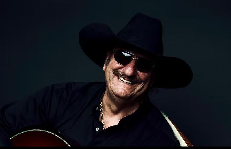 Файл:Dennis Agajanian32.JPG