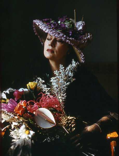 Файл:Из серии шляпки Параджанова2.jpg