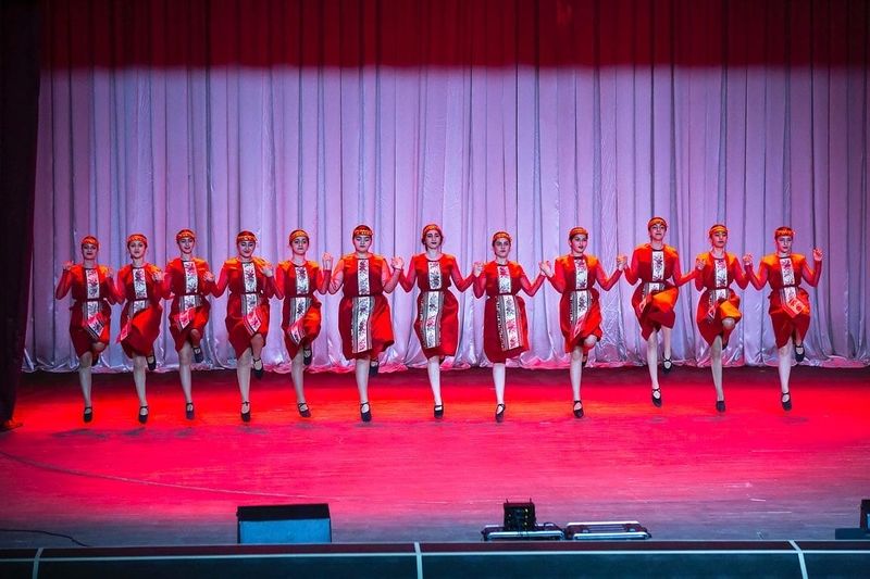 Файл:Школа танцев «Наири» (Омск) 23.08.2022-1.jpg