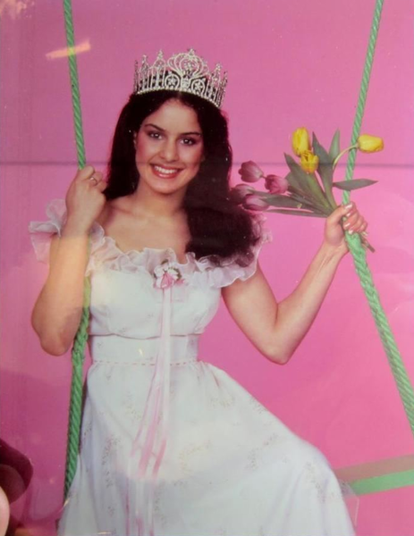 Файл:Ruth Zakarian.png