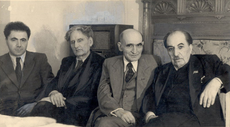 Файл:Аветик Исаакян5.jpg