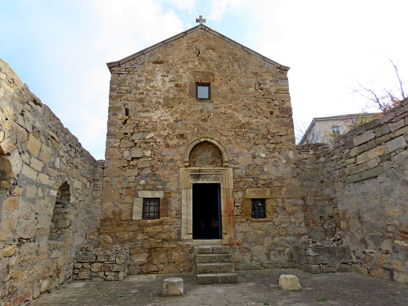 Файл:Церковь Сурб Ованес Аствацабан.jpeg