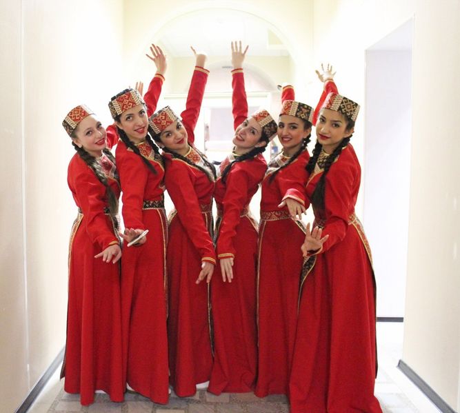 Файл:Пермский ансамбль танца «Крунк» 11.10.2013-2.jpg