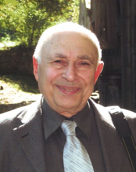 Файл:Rouben Galichian.jpg