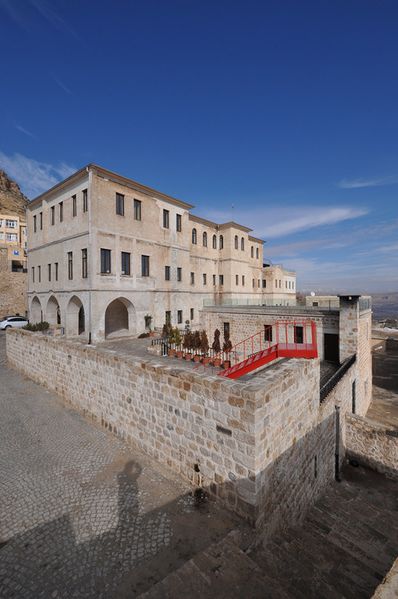 Файл:Лоле Саркис8.jpg