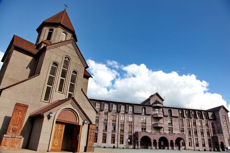 Файл:Церковь Сурб Ованес Аветаранич (Краснодар)5.jpg