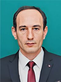 Мнацаканьян Карэн Петросович.jpg