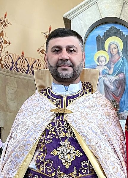 Файл:Настоятель Иерей Тер Гевонд (01.07.2024).jpg