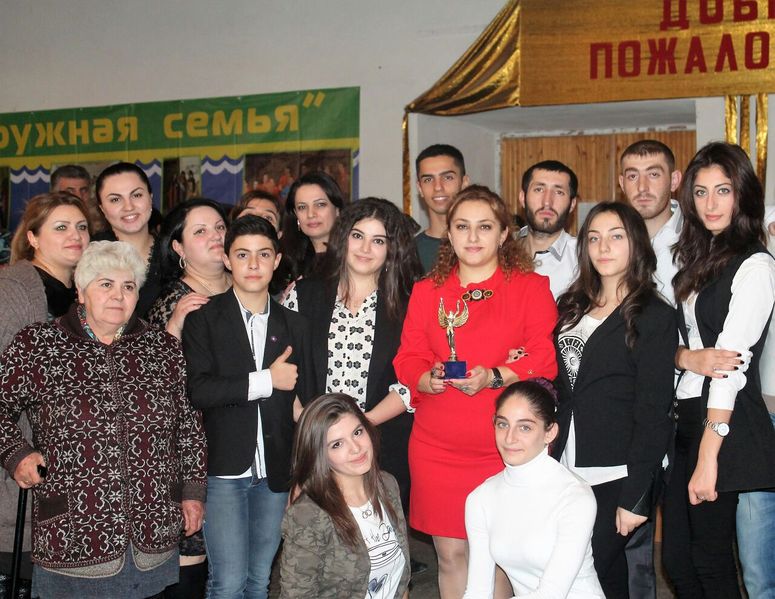 Файл:Армянская национально-культурная автономия «Арарат» г. Азова и Азовского района 04.11.2015 - 2.jpg