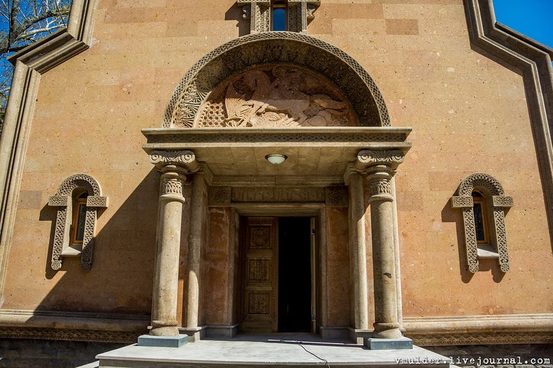 Файл:Церковь Сурб Саркис (Воронеж) 5.jpg