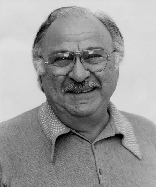 Файл:Val Avery23.JPG