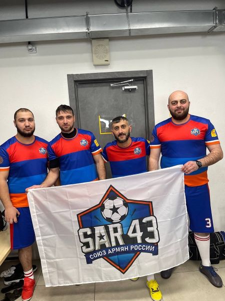 Файл:Футбольная команда «САР-43» (Киров) 1.jpg