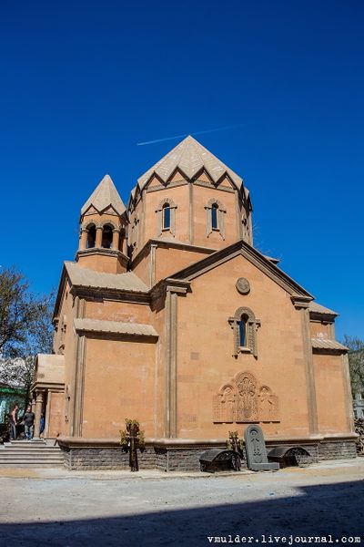 Файл:Церковь Сурб Саркис (Воронеж) 4.jpg