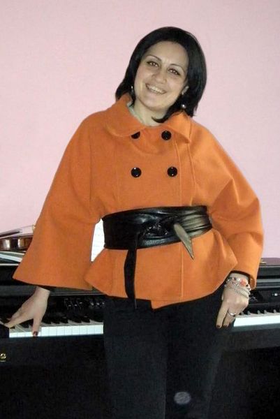 Файл:Карагулян Гоар Альбертовна педагог младшей группы Армянской школы выходного дня им. Никола Агбаляна.jpg