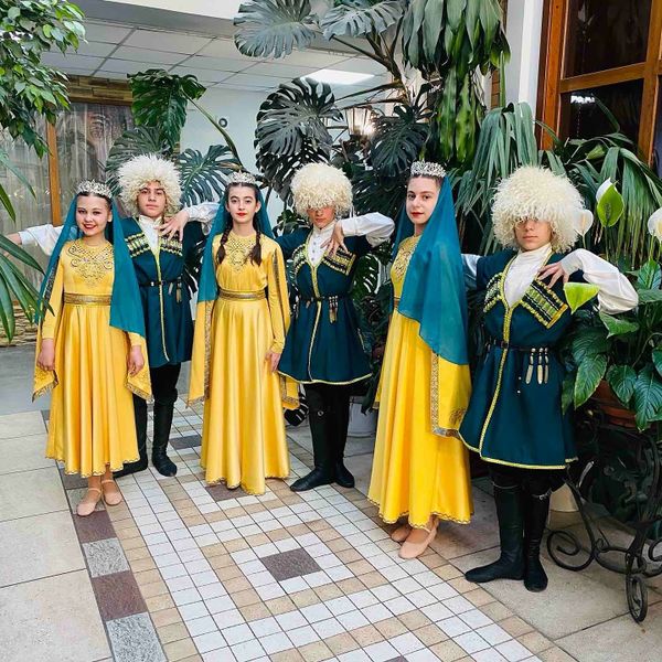 Файл:Хореографическая группа «Таш-туш» (Иркутск) 02.jpg