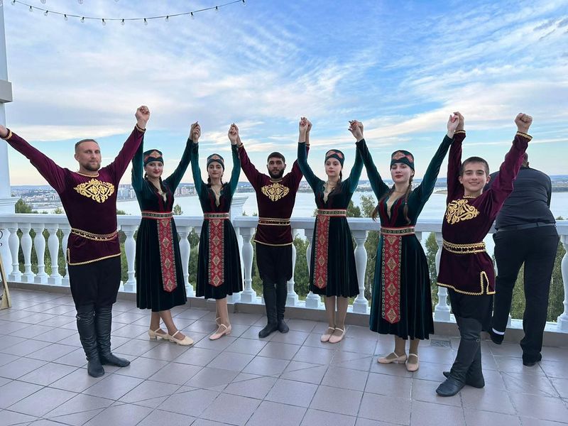 Файл:Хореографическая группа «Таш-туш» (Иркутск) 2023-1.jpg