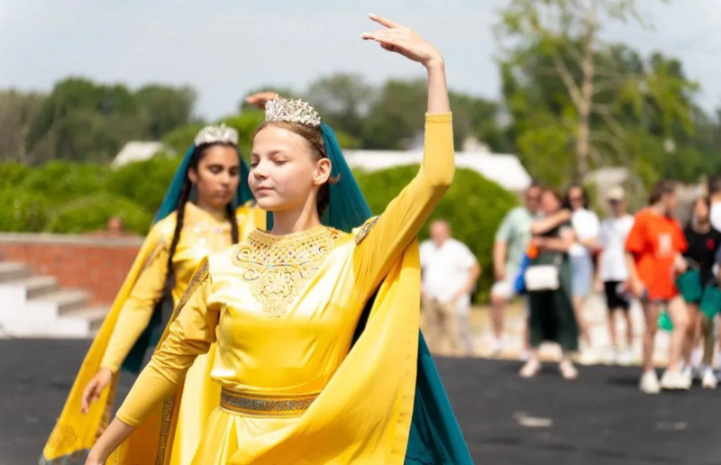 Файл:Хореографическая группа «Таш-туш» (Иркутск) 3.jpg