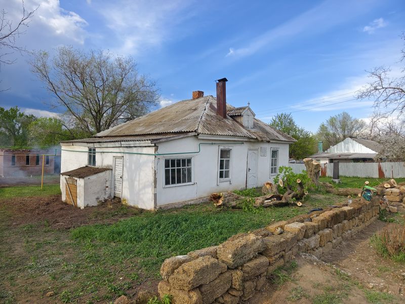 Файл:Местная армянская национальная-культурная автономия «Ани» (Чалтырь) субботник (25.04.2025) 1.jpg