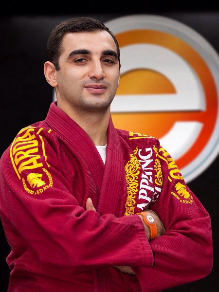 Файл:Оганнисян Давид (г. Орел).jpg