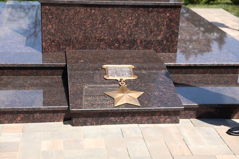 Файл:Фоторепортаж об открытии памятника 2.jpeg