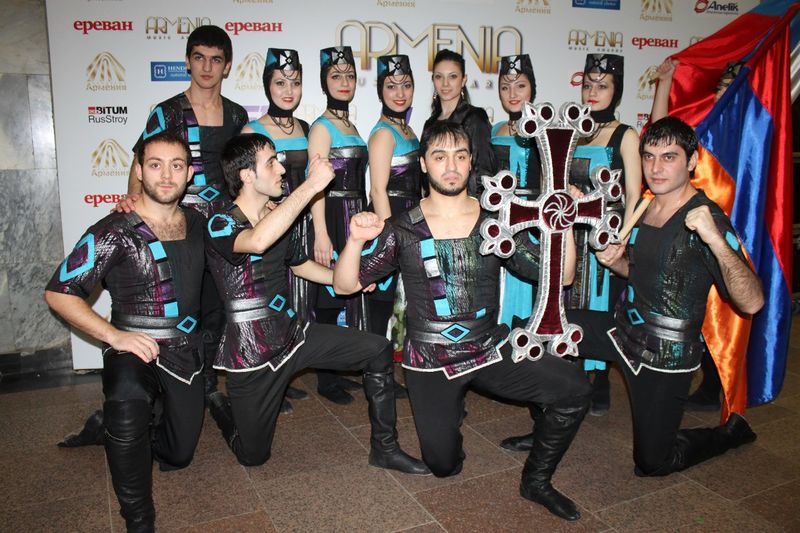 Файл:Хореографический ансамбль «Айаса» (12.04.2012).jpg