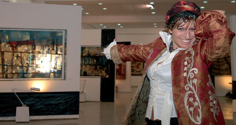 Файл:Арев Петросян89.jpg