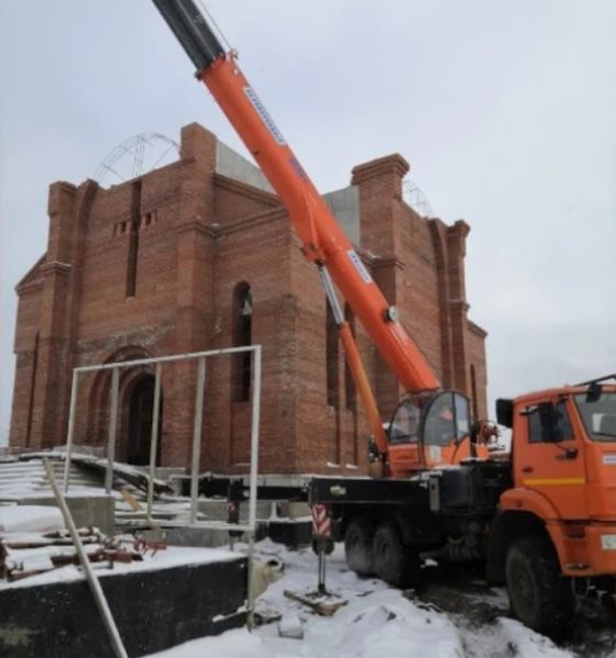 Файл:Стриетльство Армянской церкви Уфа.jpg