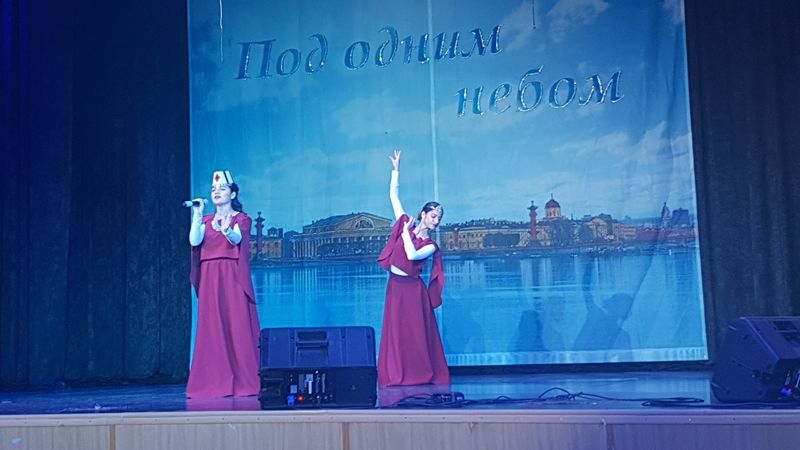 Файл:Вокальный ансамбль «Аветум» (Санкт-Петербург) 24.11.2018-1.jpg