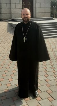 Тер Мушег-Хачатрян.jpg