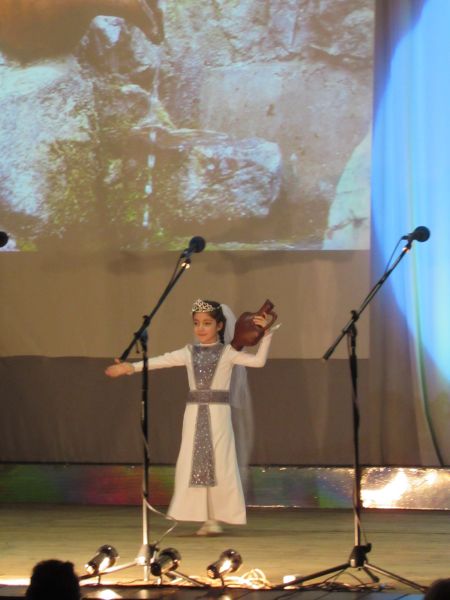 Файл:Хореографический ансамбль «Зартонк» (Есинка) 4.jpg