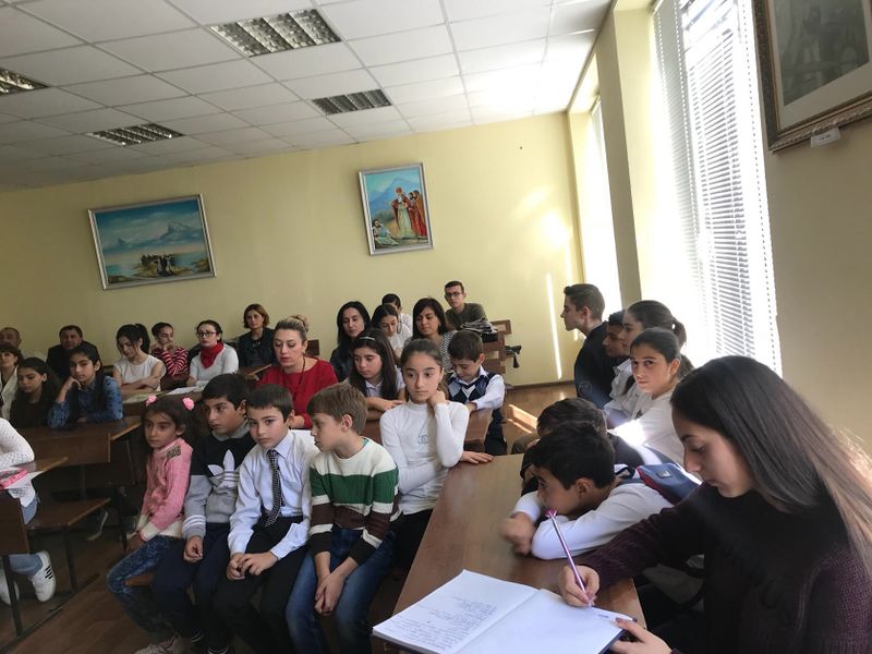 Файл:Армянская воскресная школа (Волжский) 31.10.2017-4.jpg